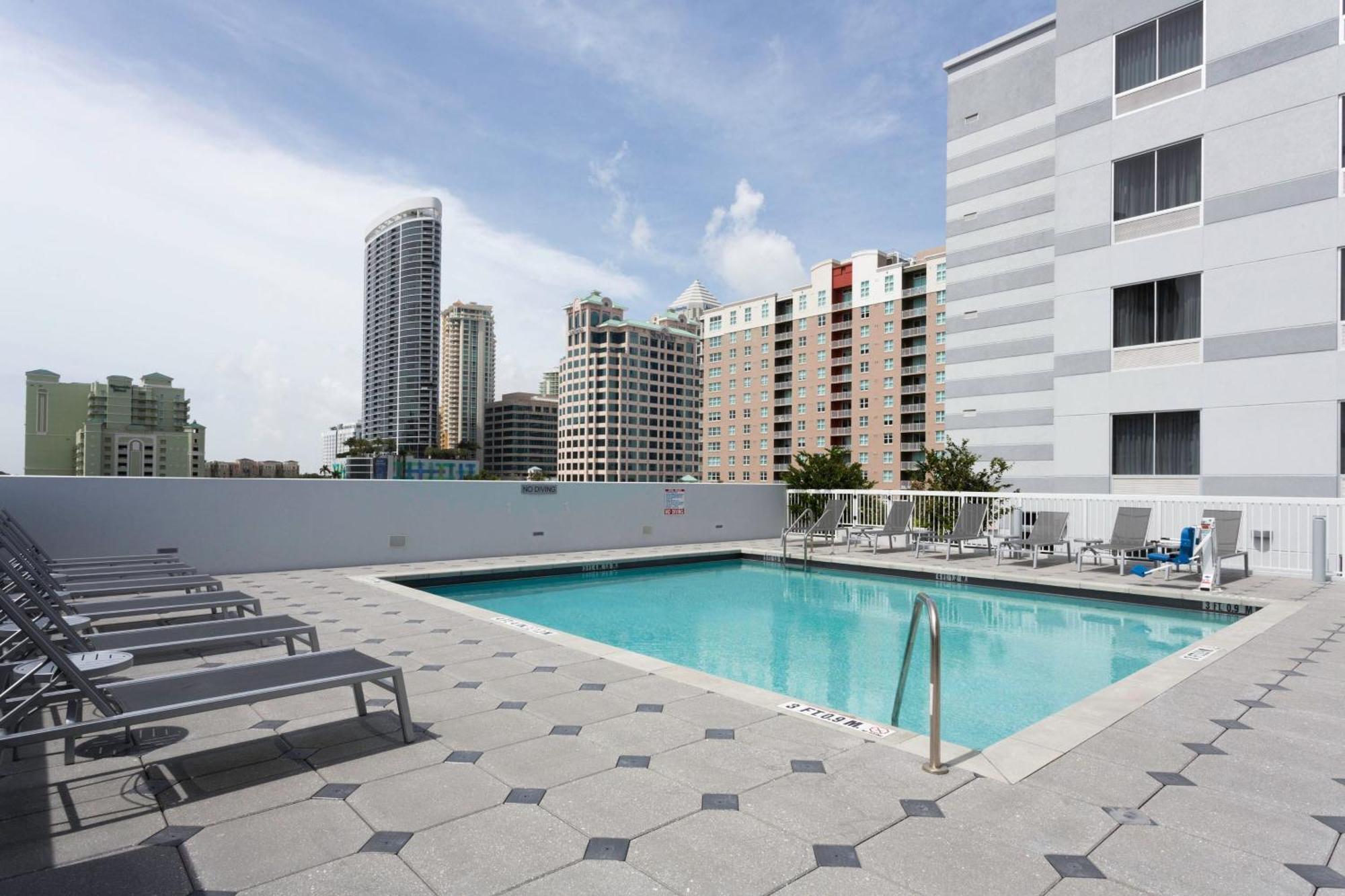 Fairfield Inn & Suites By Marriott Fort Lauderdale Downtown/Las Olas Dış mekan fotoğraf